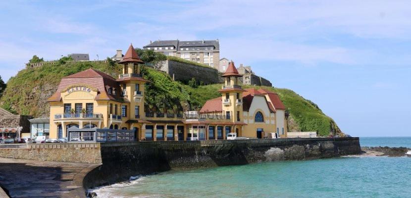Charmant Logement T2 A 2 Pas De La Mer Granville Bagian luar foto