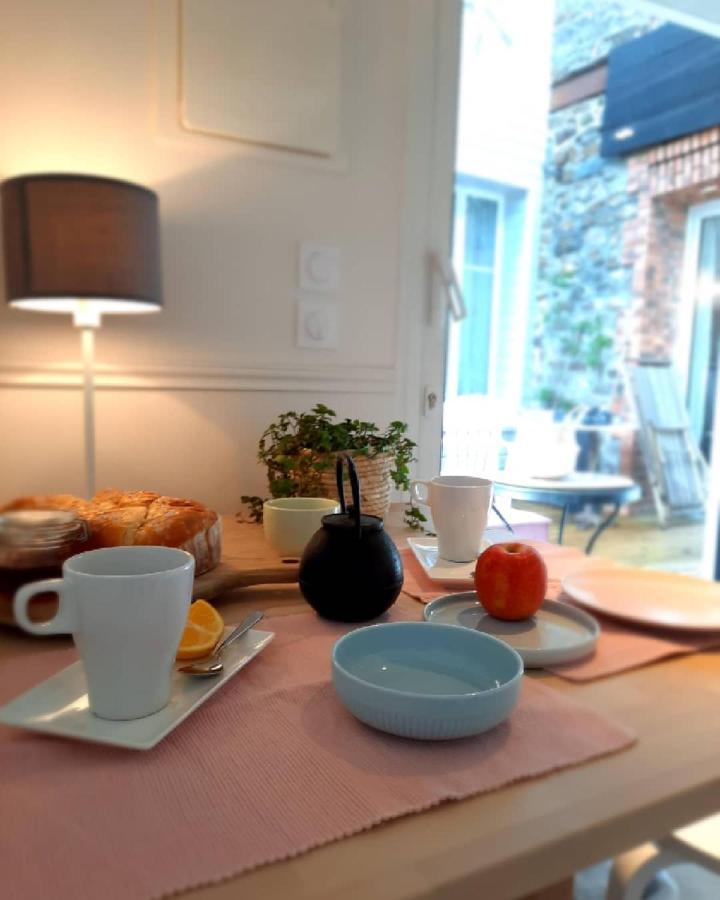 Charmant Logement T2 A 2 Pas De La Mer Granville Bagian luar foto